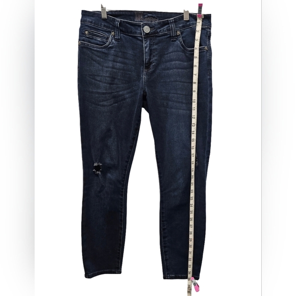 Kut From the Kloth KFTK Distressed Dark Wash Jeans Crop Size 10 Denim - Picture 15 of 16